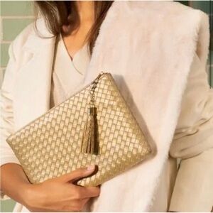 NWT Virginia Wolf Mimi Woven Pouch/Clutch, Color Gold.